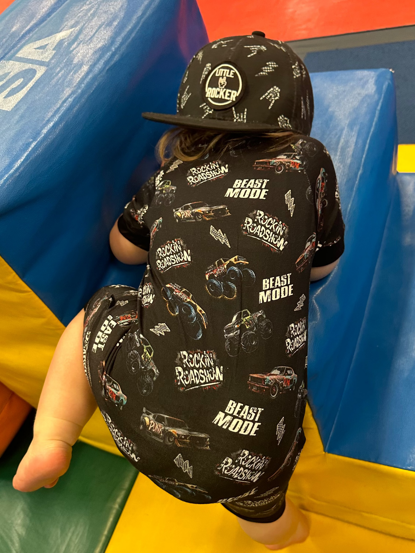 Chaos On Wheels Shortie