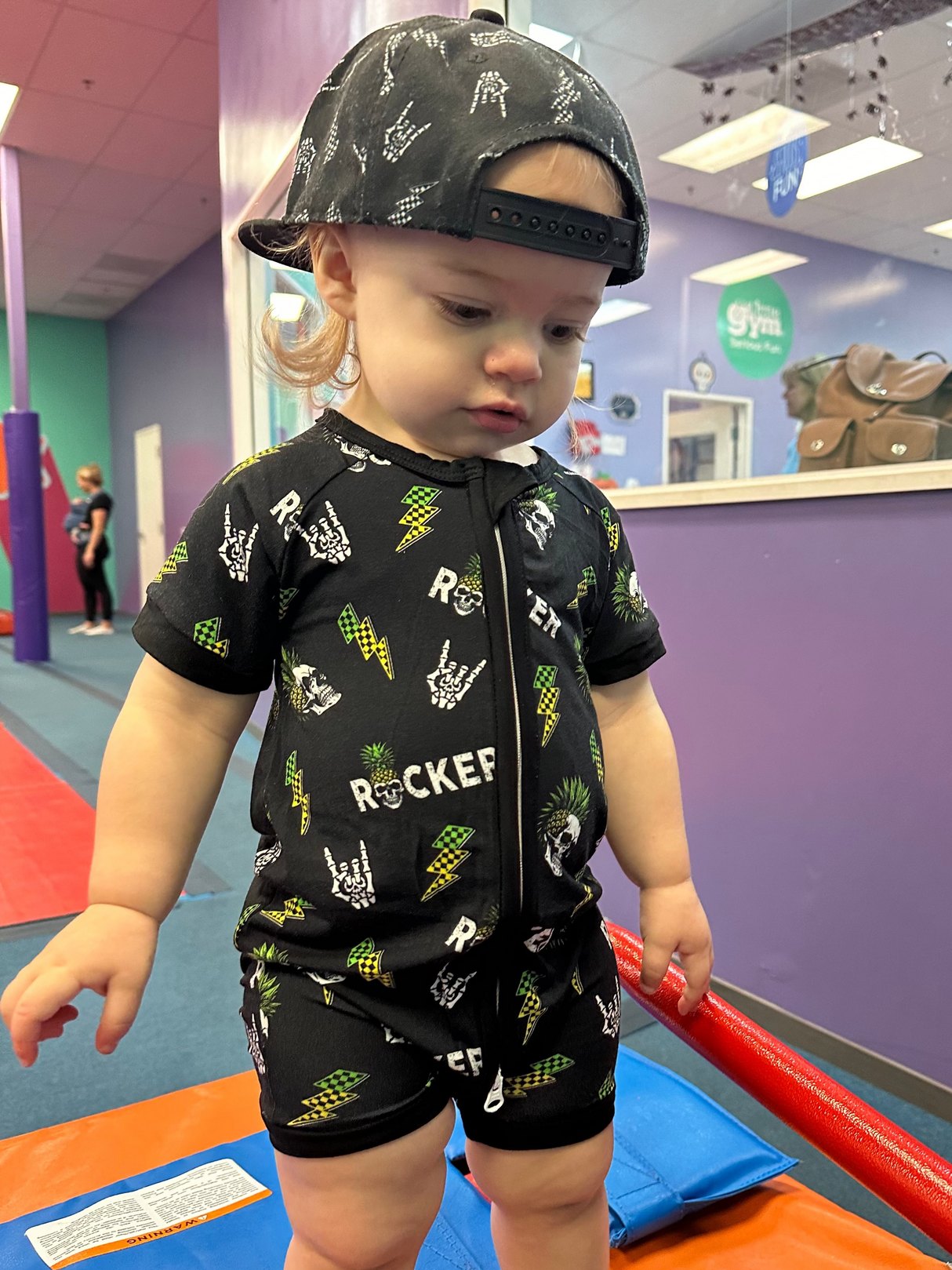 Pineapple Power Shortie