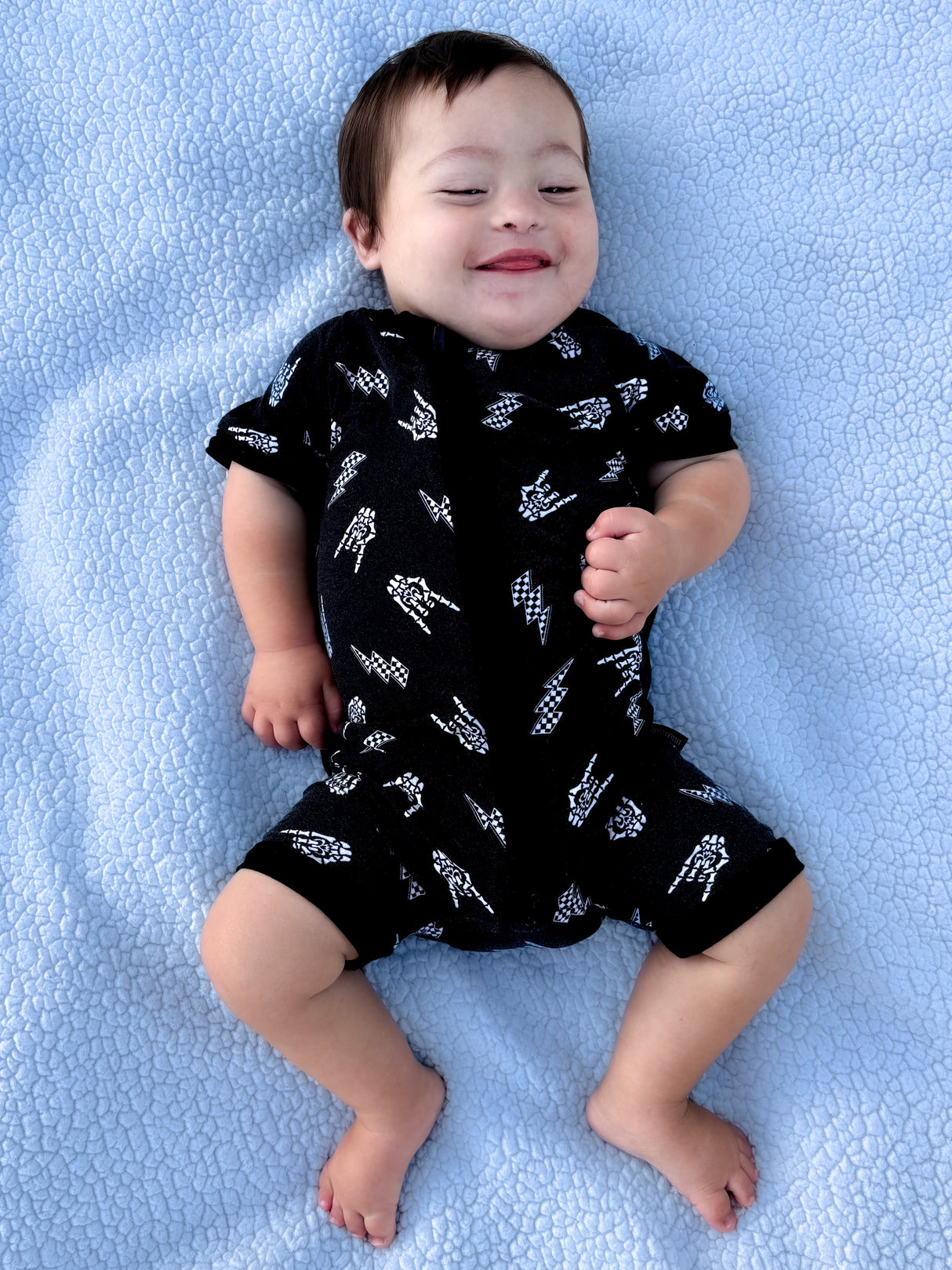 Bolted Bones Shortie