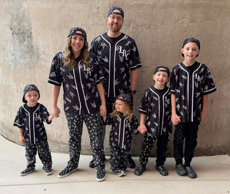 Family Matching Outfits That Aren't Cringey