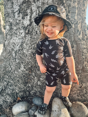 toddler girl wearing bolted bones 2 piece bamboo pajamas for kids