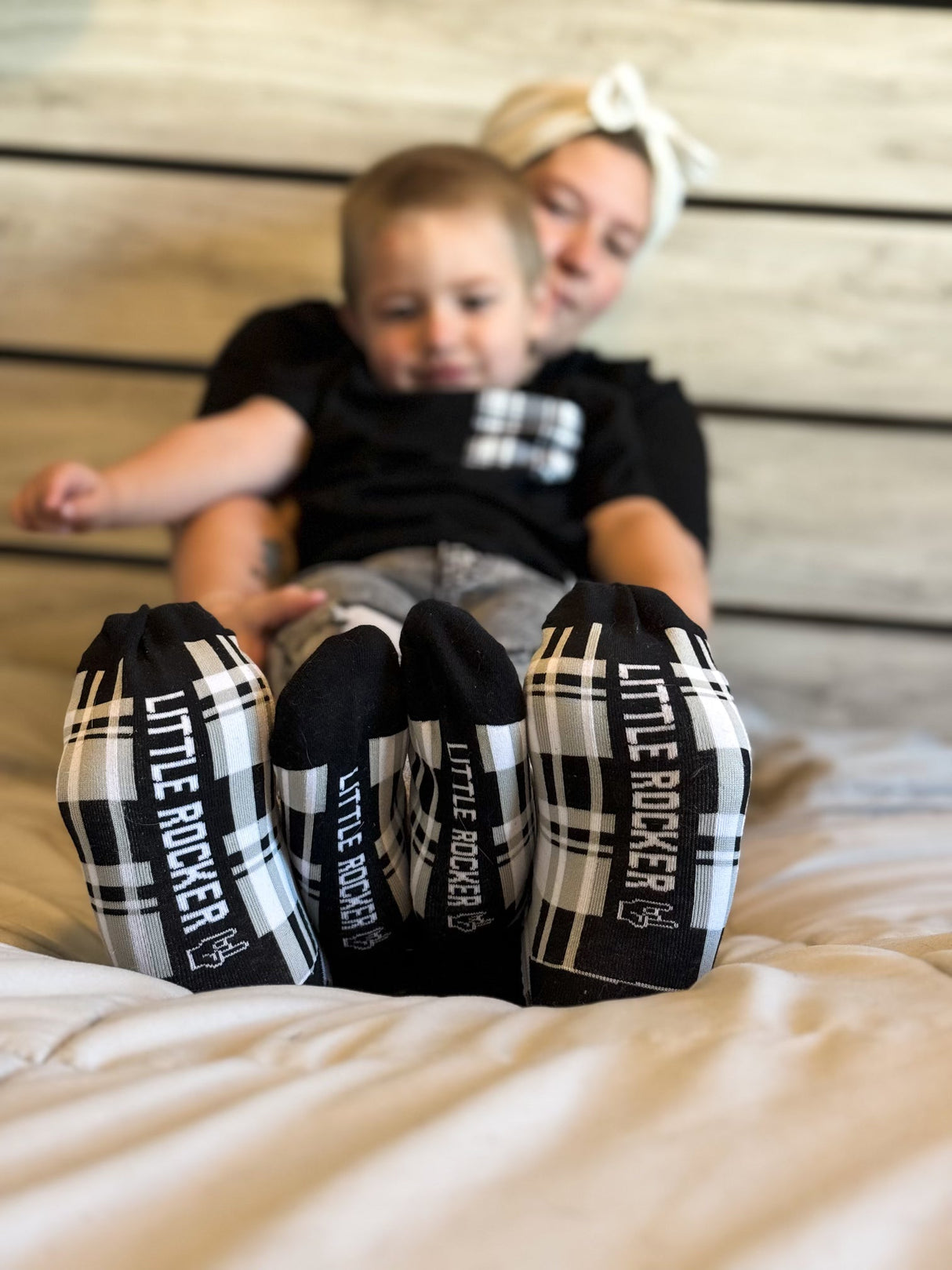 Mono Socks